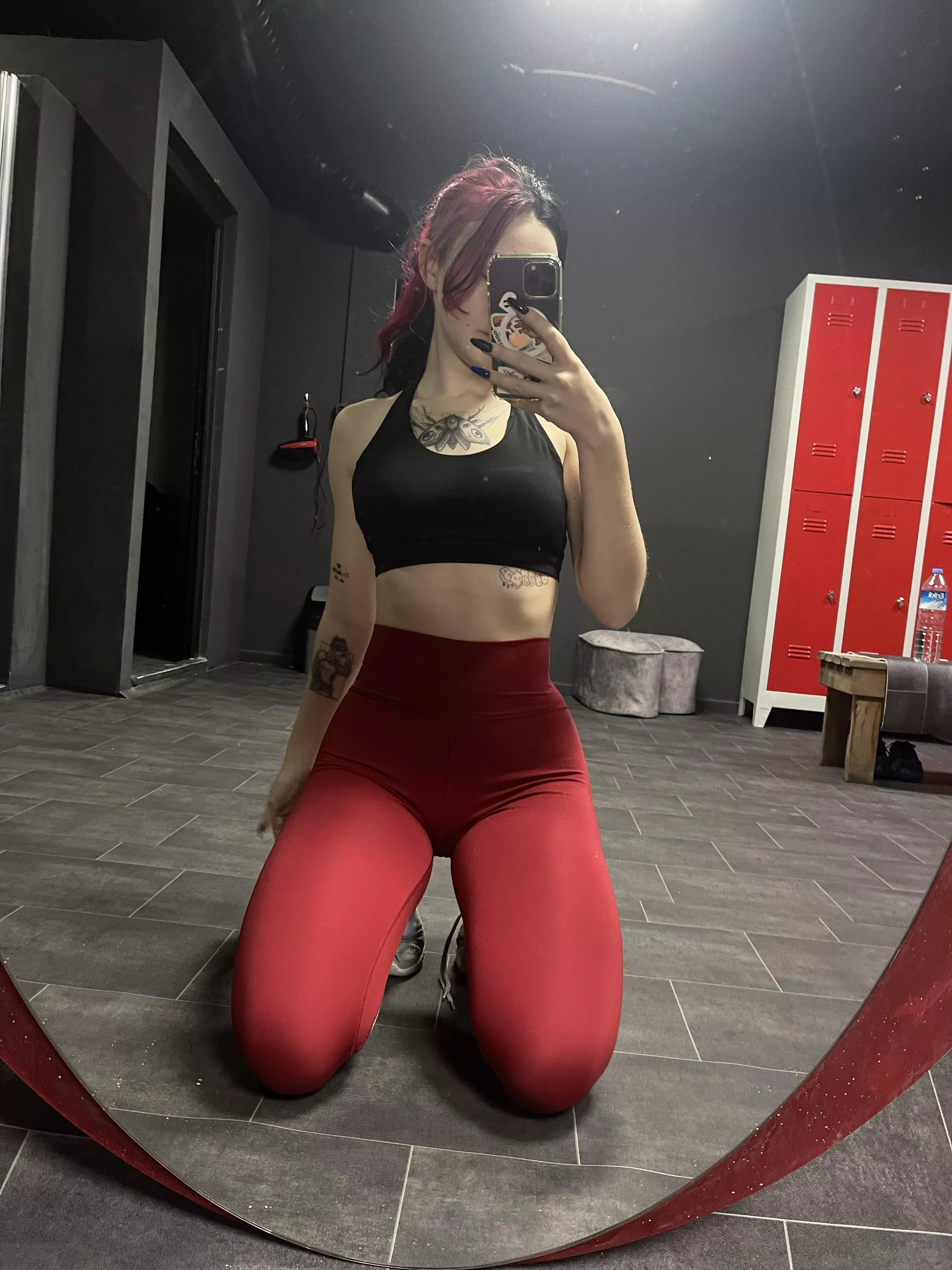 These leggings emphasize my body so much