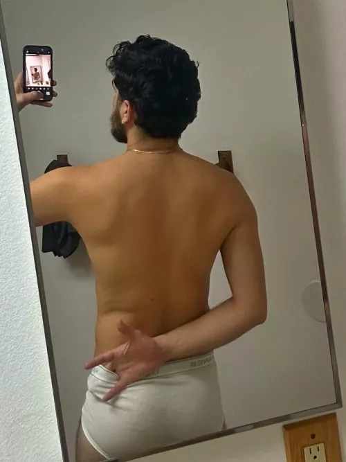 Tighty whities are my fav 😎