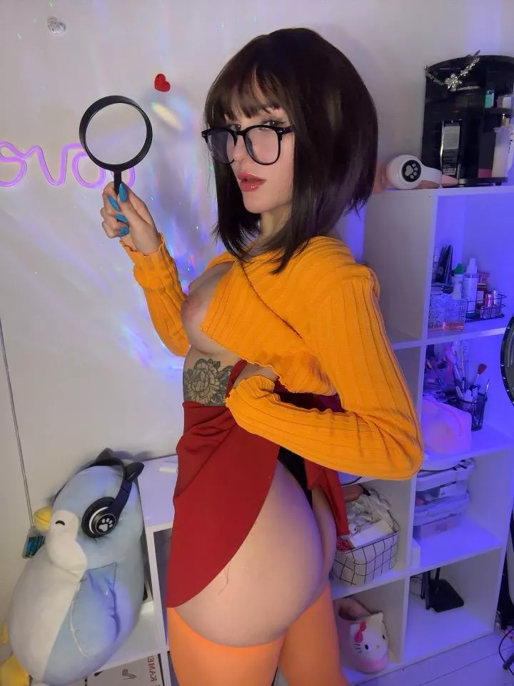 Velma Dinkley by ColorlessHedgehog