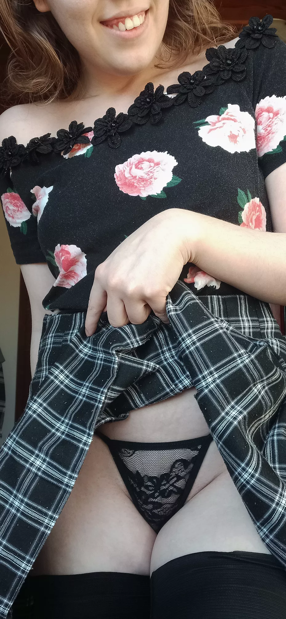 very light underneath all that (/▿＼ )❤