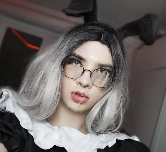 wanna cum on my glasses?