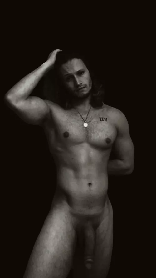 Who doesn’t love some nice black and white shots?🖤