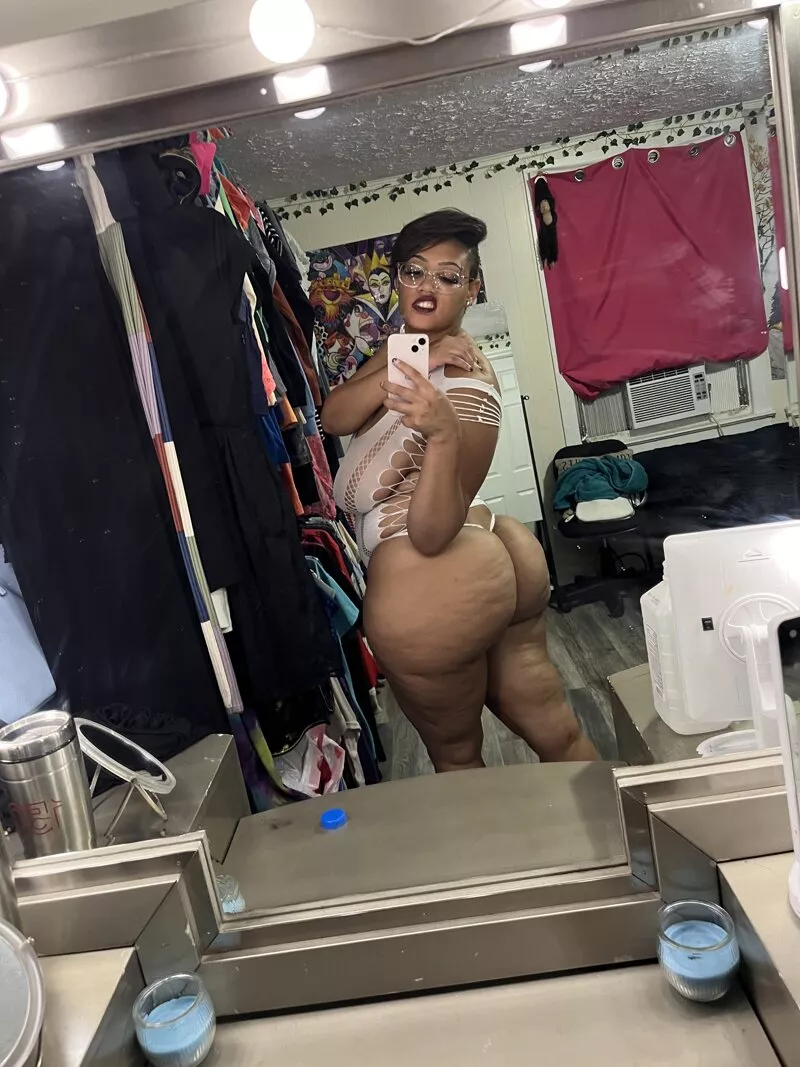 Would you have me as a late night snack?