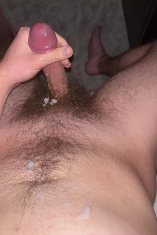 22 dc college guy rubbing a quick one out tn, add me for more pics of this hairy uncut cock @magnusfordig