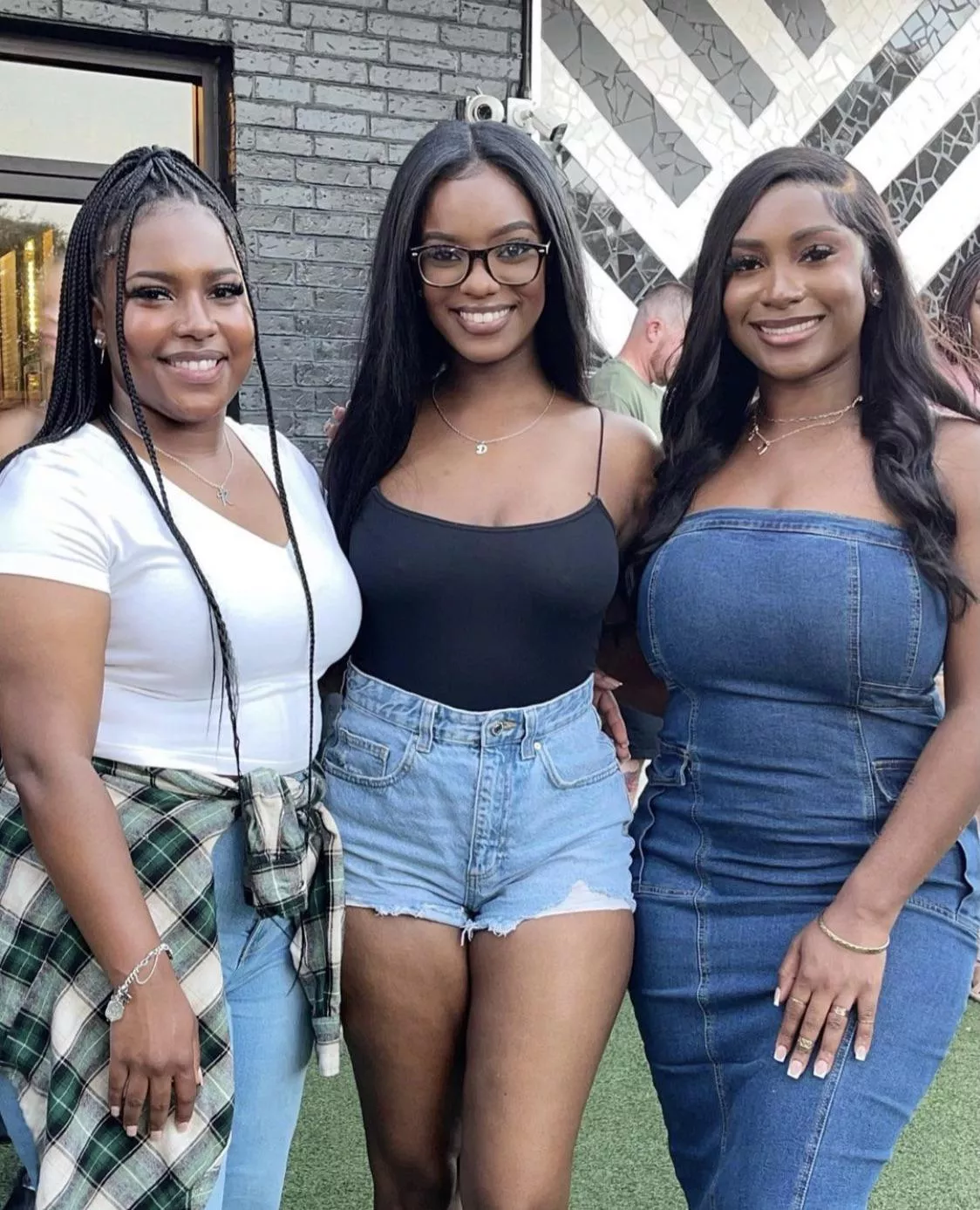 [3] Which of them you need for the night?