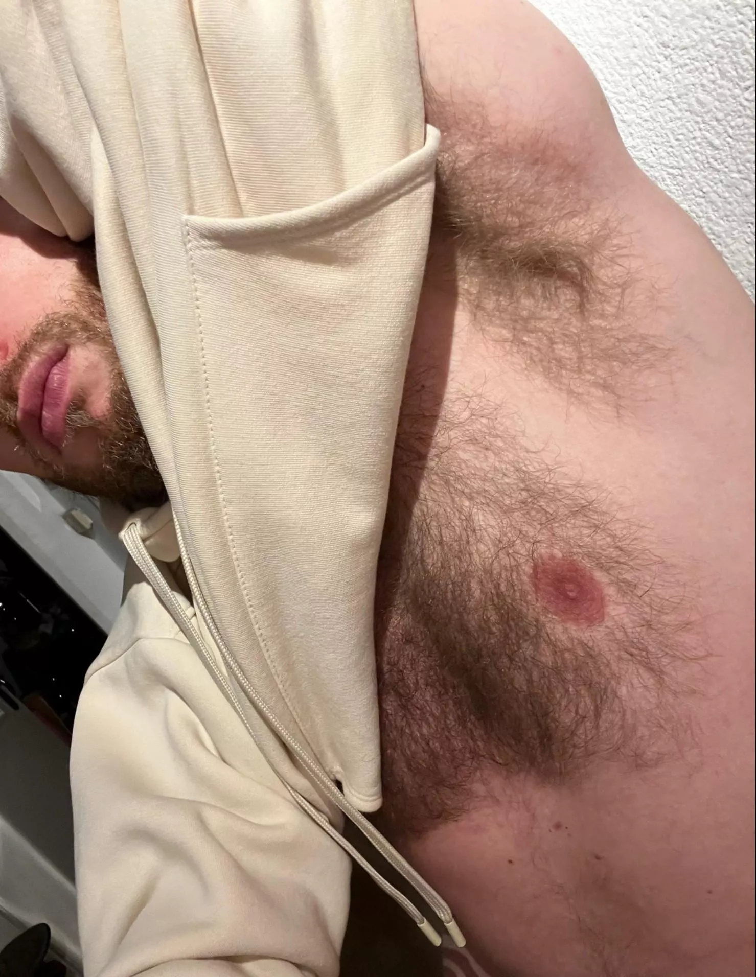 [35] After a long day... You can smell me 👃🏽👅