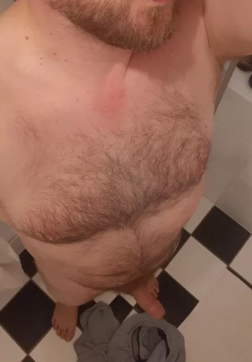 (39) Hairy dad bod