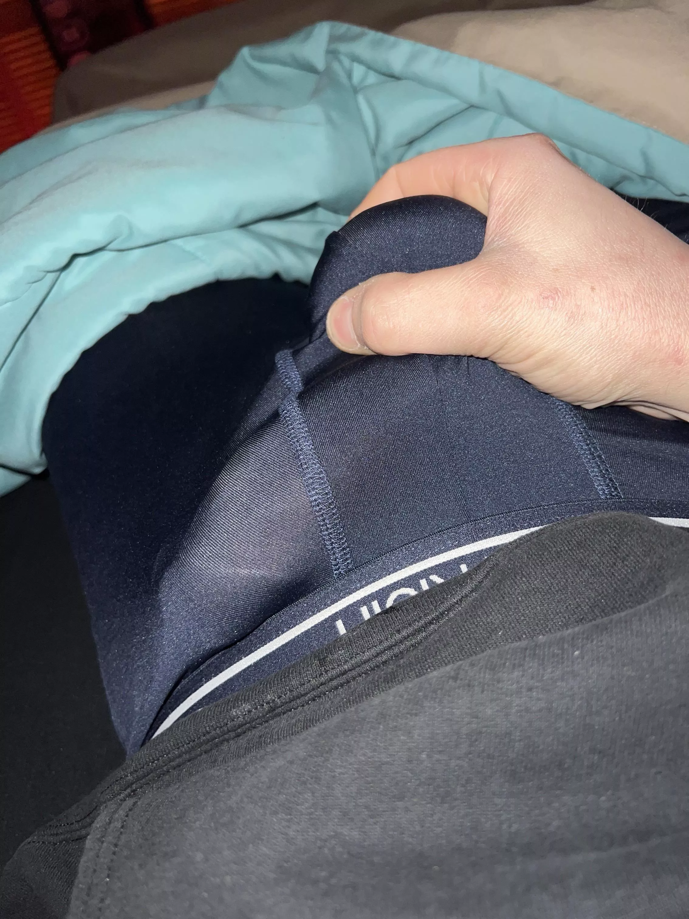 Age 23, very horny and love sharing! Message me!