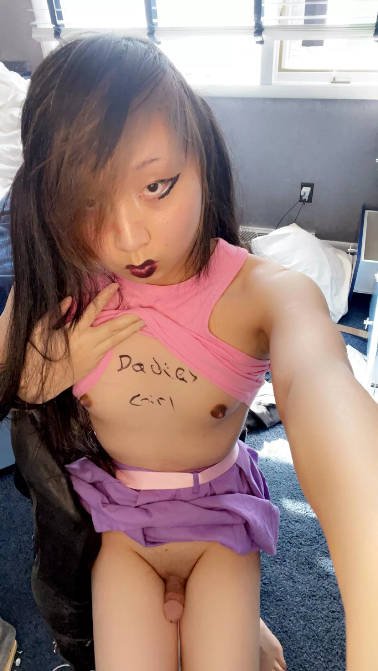 Am i pretty enough to send nudes?🥺 