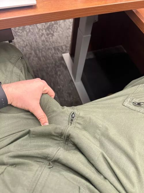 At work rn, looking to share my cock in uniform! Ladies only please, DM me