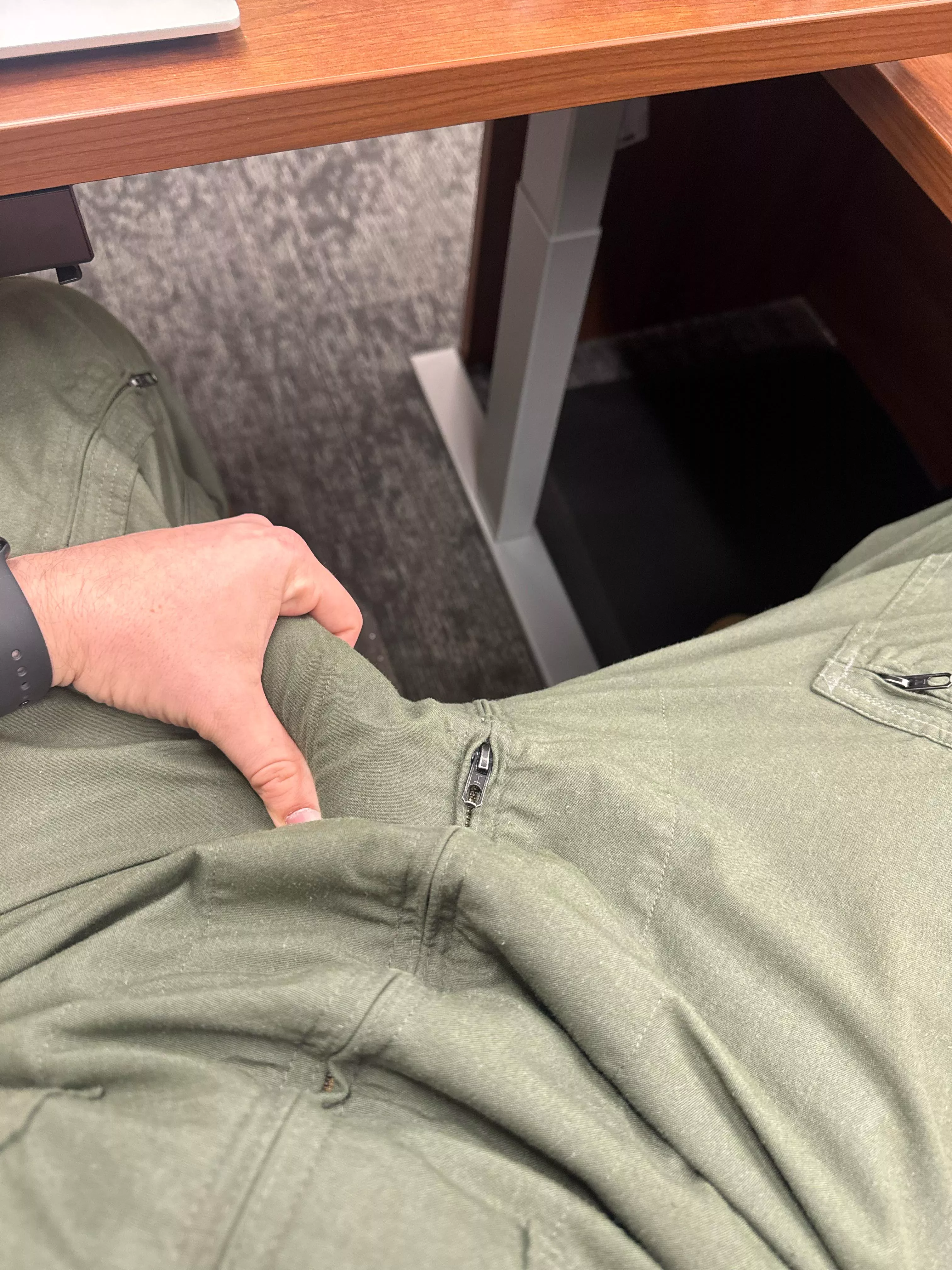 At work rn, looking to share my cock in uniform! Ladies only please, DM me