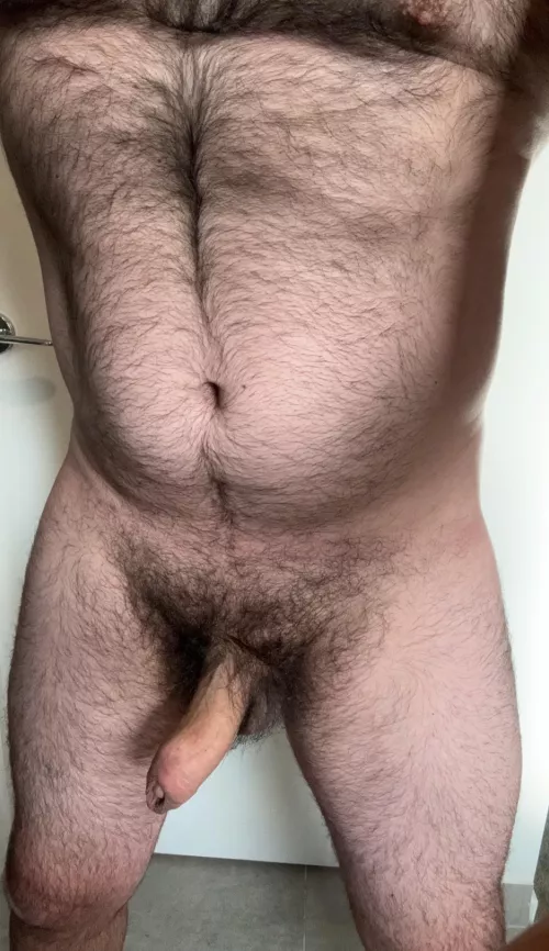 Bloody warm night. Naked it is (m) 😳