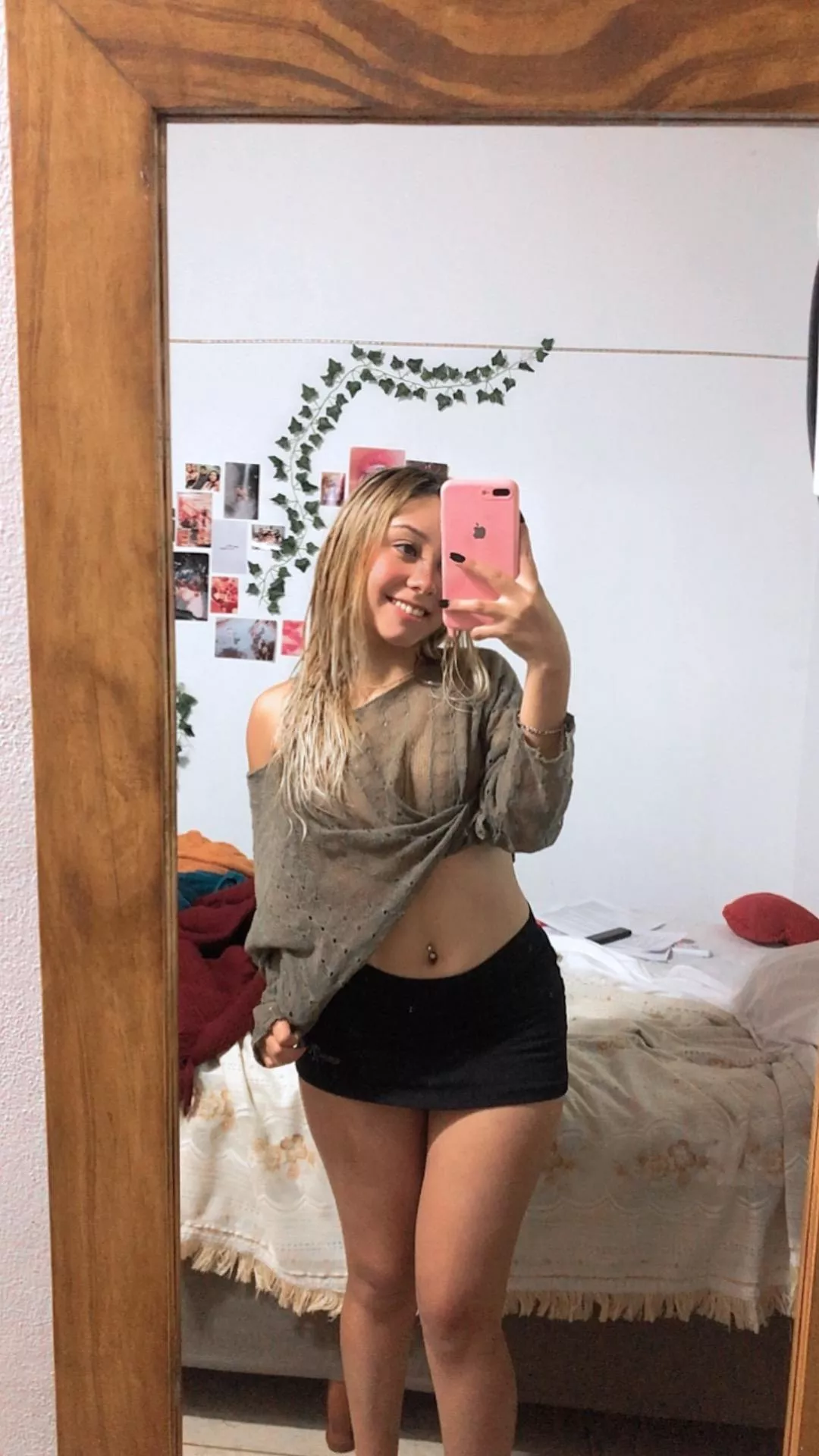 Can you kiss my belly? F18