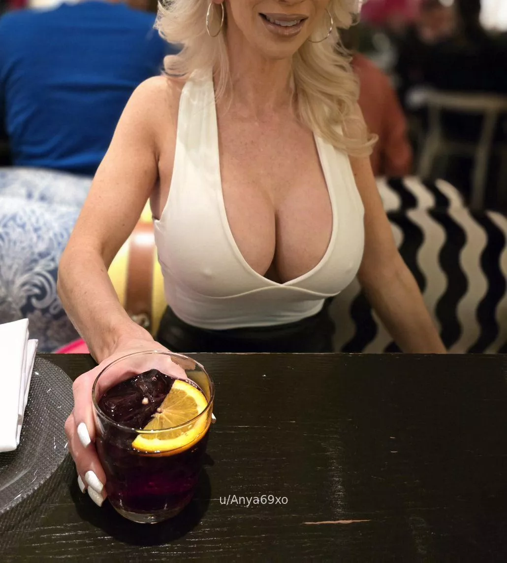 Cheers to large amounts of cleavage