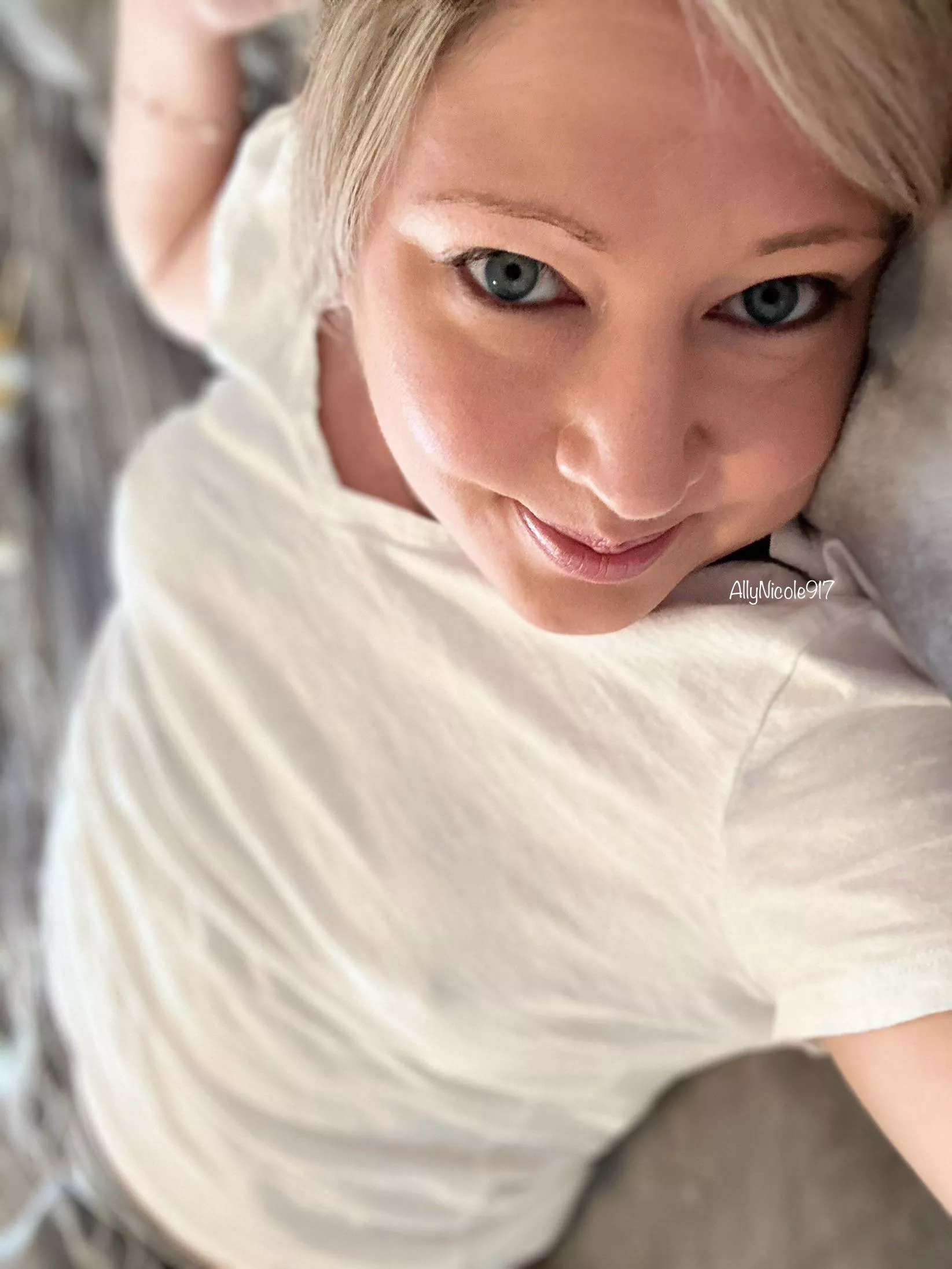 Come lay with me? I’m cold… 🥶 