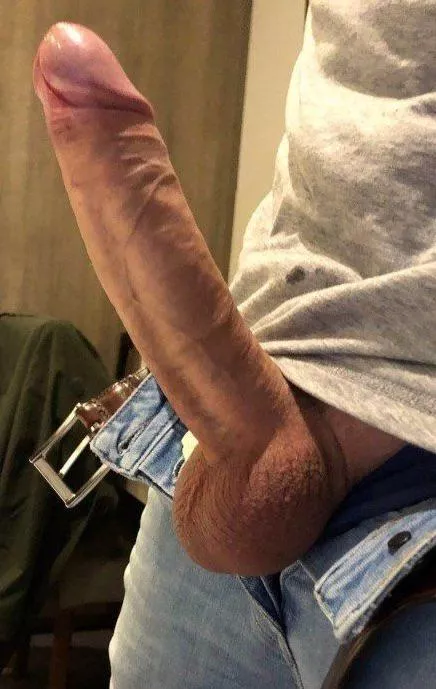 DM me to trade and sext!