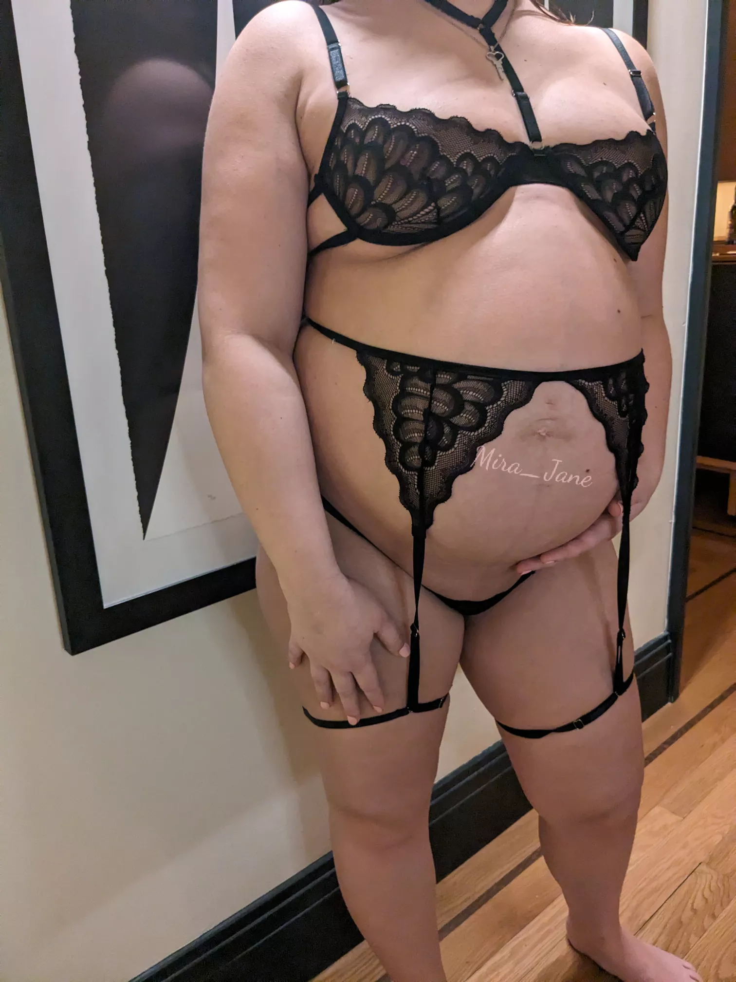 Do I look as big as I feel this late in my pregnancy?