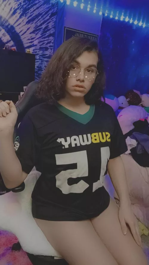 Do u want a six inch or foot long?