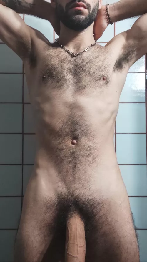 Do you like Daddy's hairy armpits?