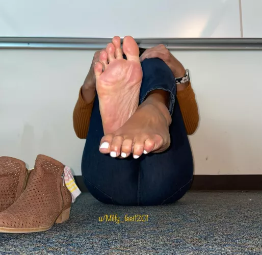 Do you like sweaty teacher feet? Oc