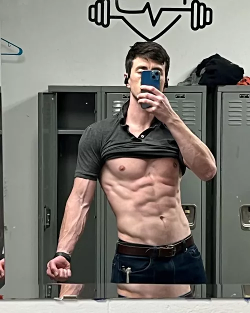 Enjoyed some heavy deadlifts today. 