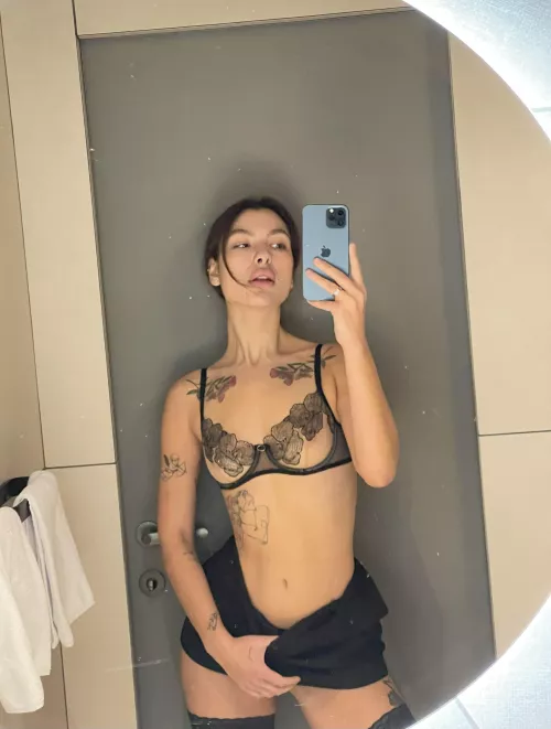 Even I can see lust in my eyes