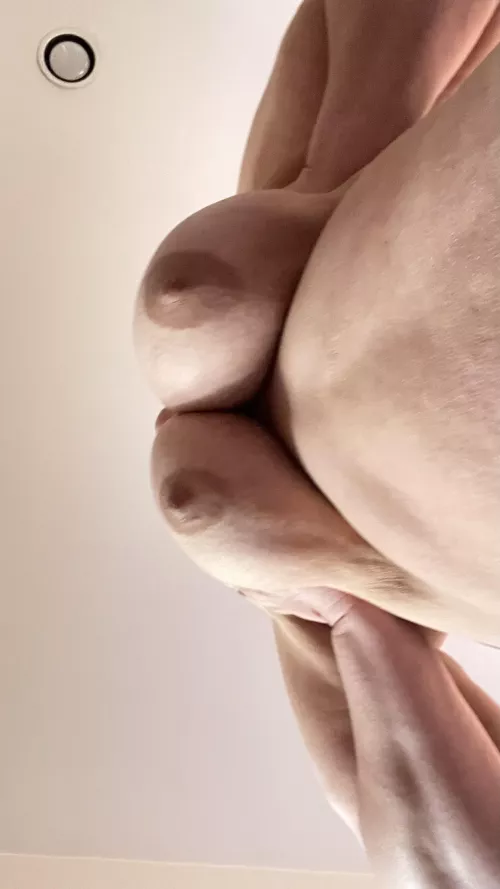 [f] who wants to suck them for me?