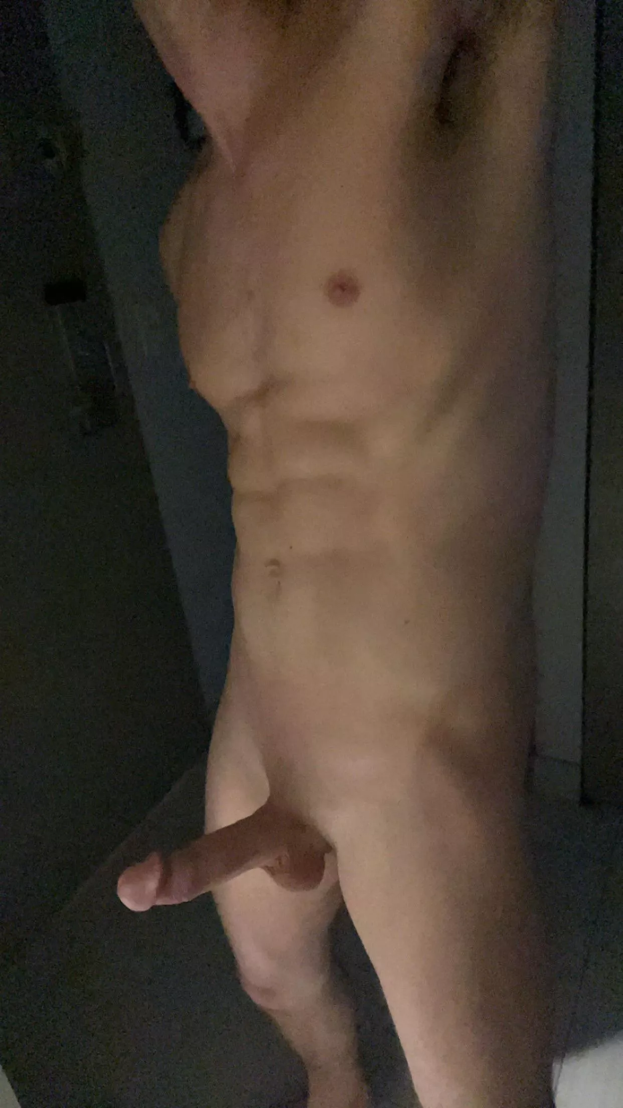 Horny browsing for dick ;)