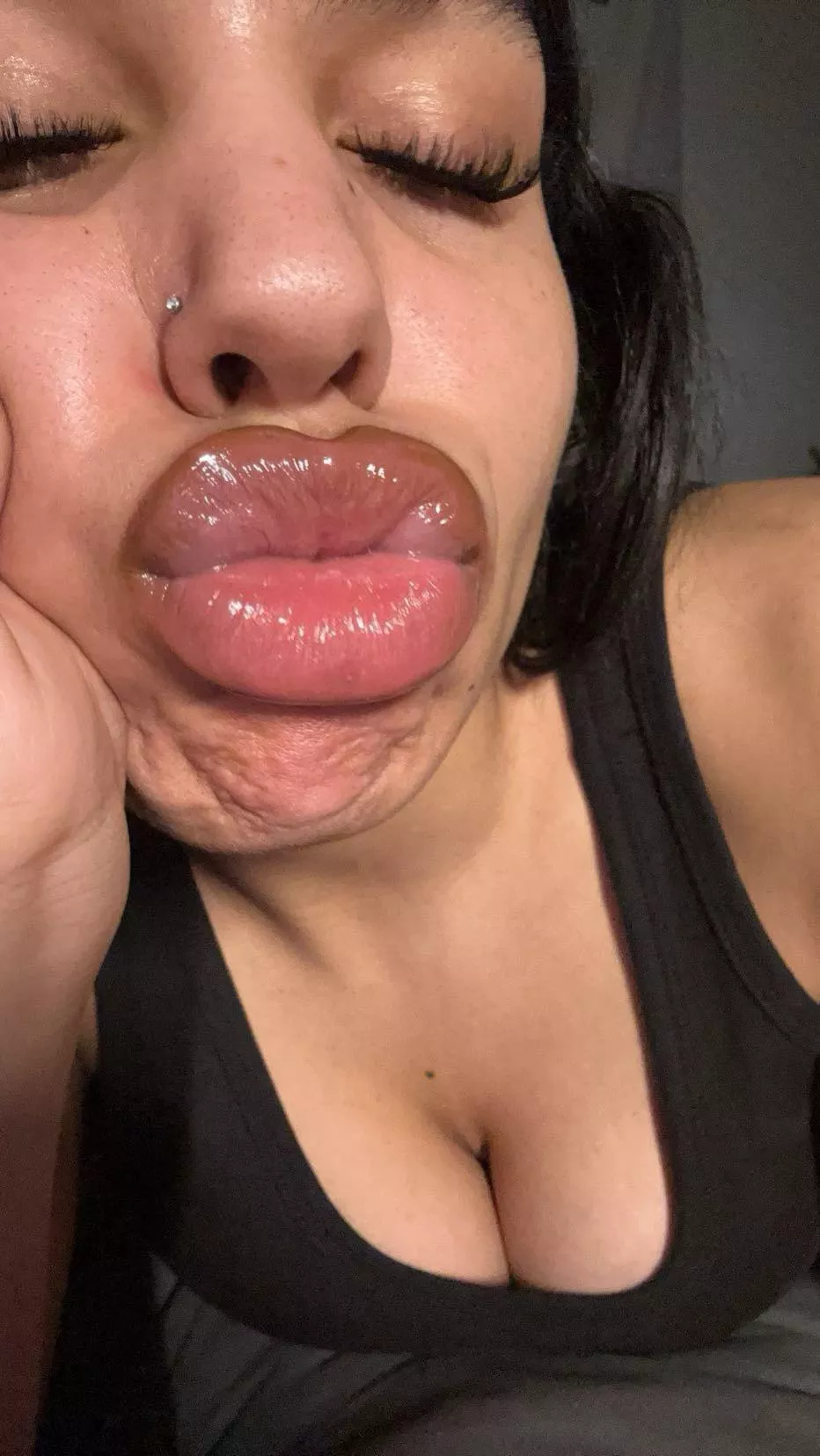 how’s my pout 1-10?