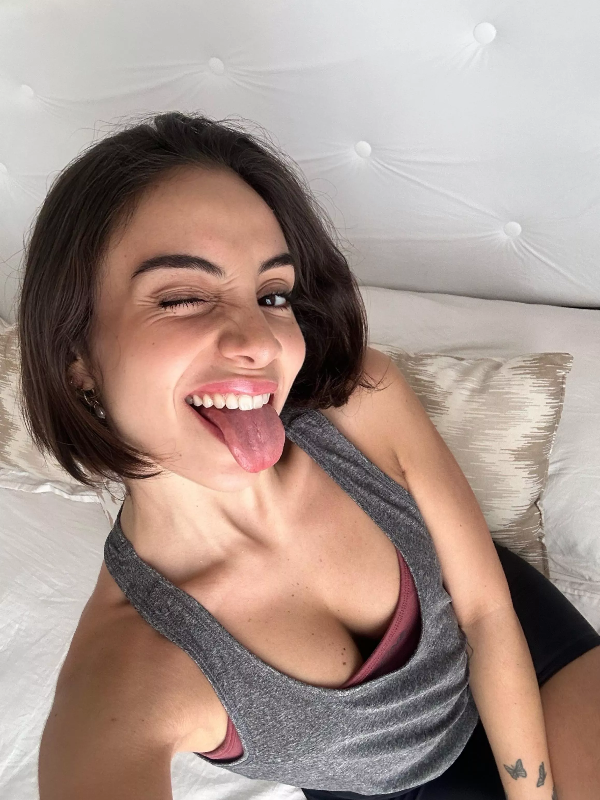 i dream of putting this tongue all over you