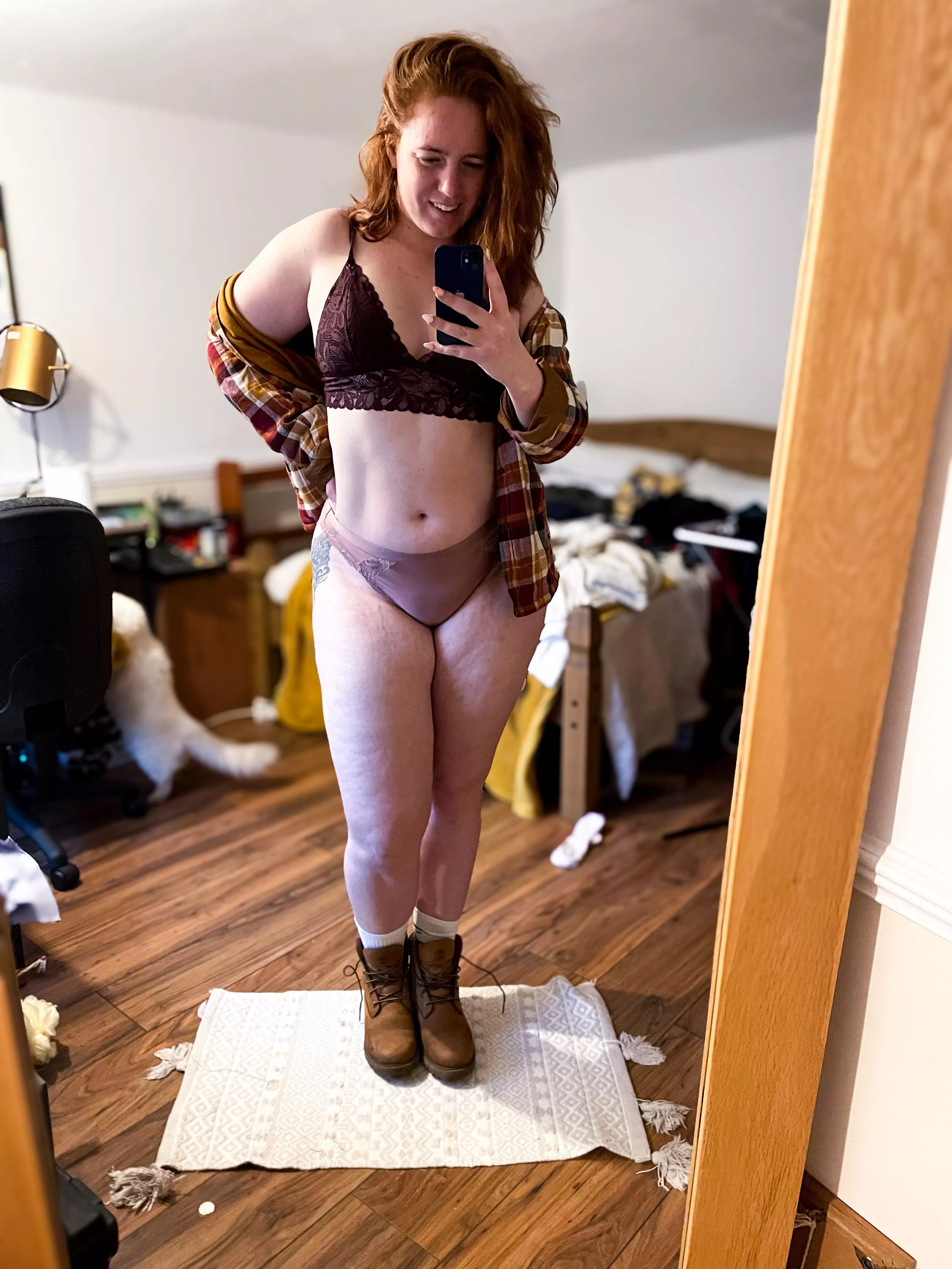 I heard you like thick soft thighs on your redheads 