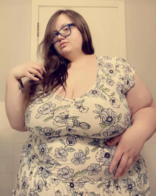 I’m your best friends new girl, wyd?