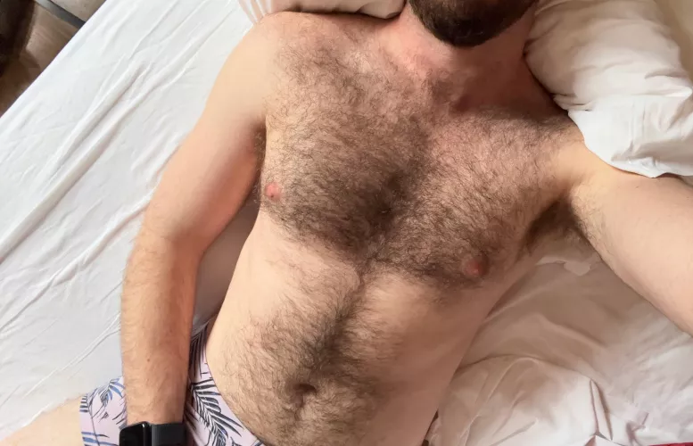 Let’s stay in bed 🧸 