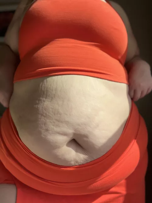 Love showing off the belly button