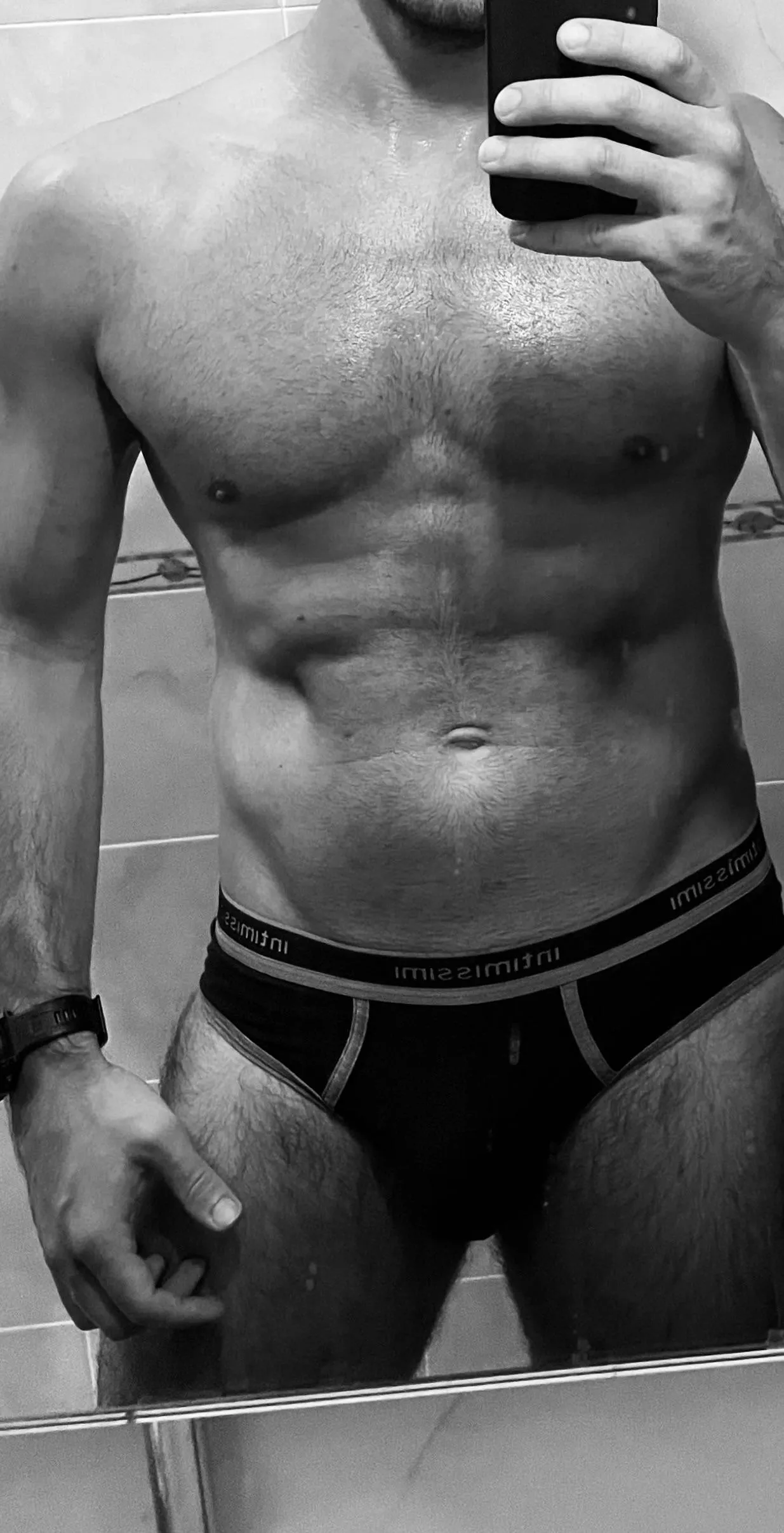 [m] 29 - #london #online - looking to explore my submissive side