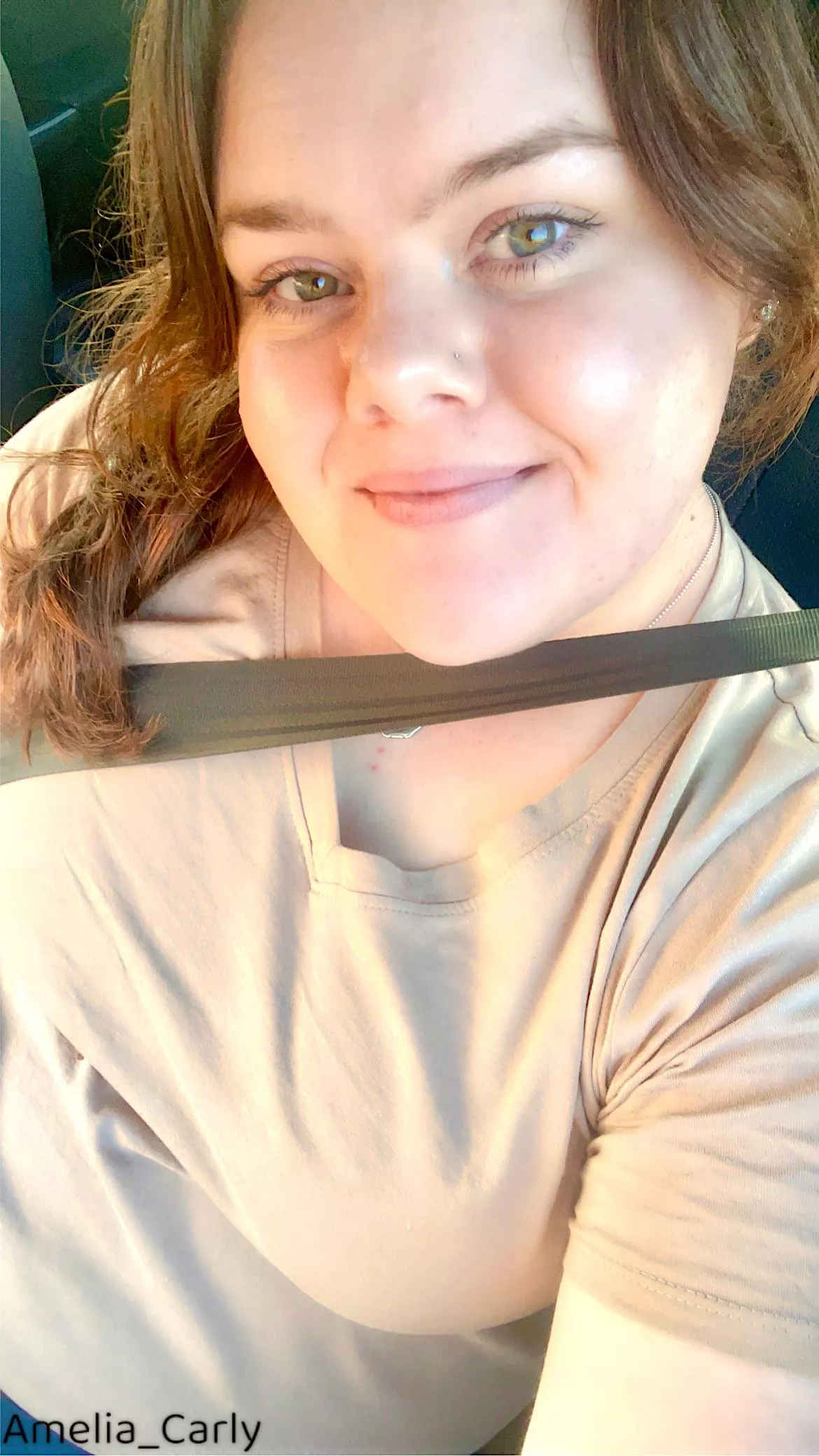 Out and about today but always have time for a selfie 😂😊