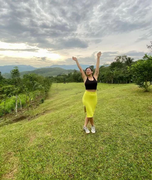 She's a cocktail of class and a splash of seduction.