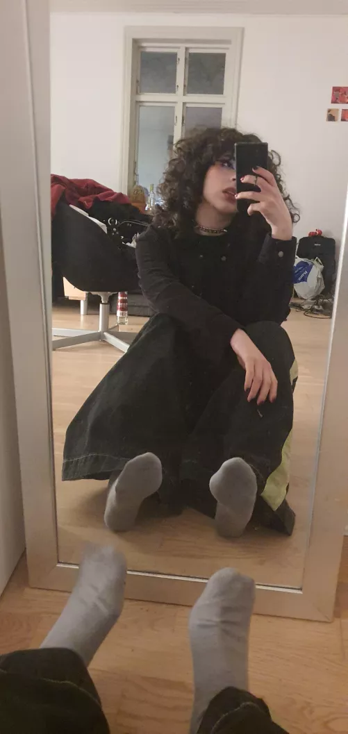 Silly silly beta, hope you are enjoying the view... ;)