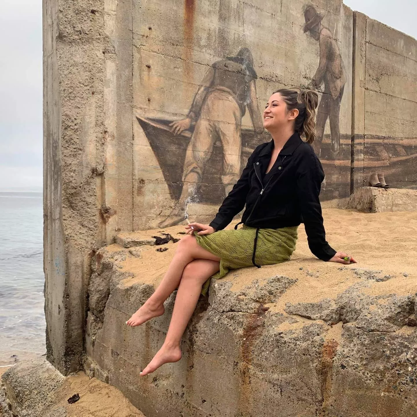 smoking a j at the beach makes me happier than anything