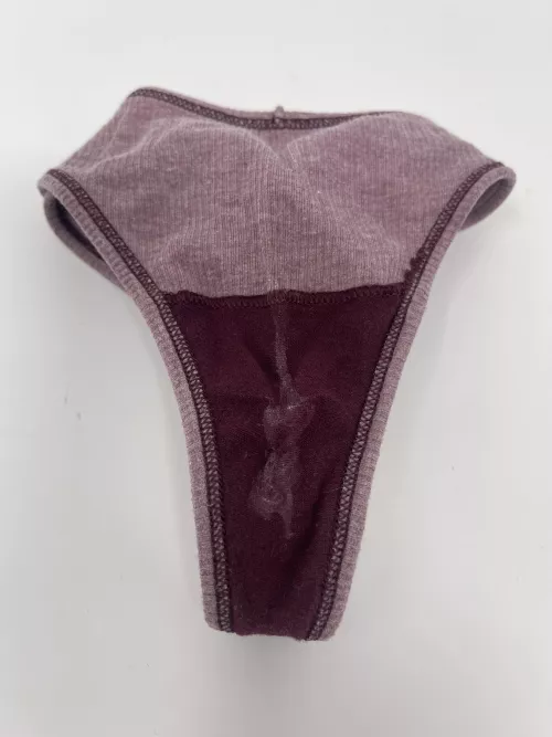 Who Would Sniff My GF’s Panties? 