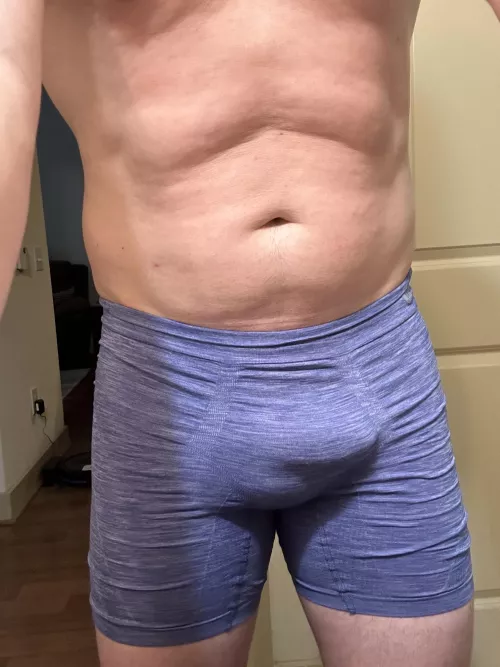 Workouts after holidays are always a struggle to get back to summer bod [M]
