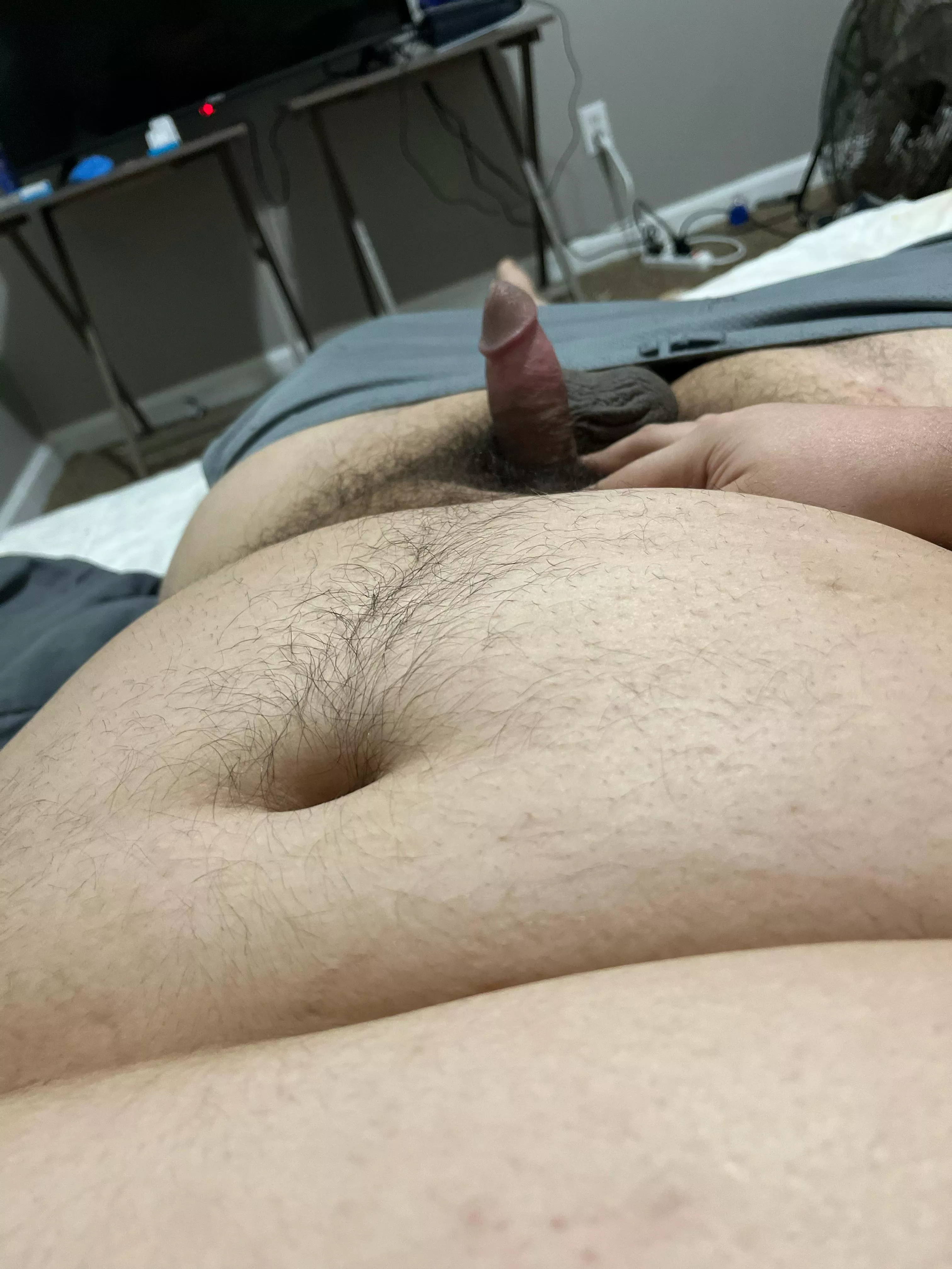 20 feeling very horny dm for snap