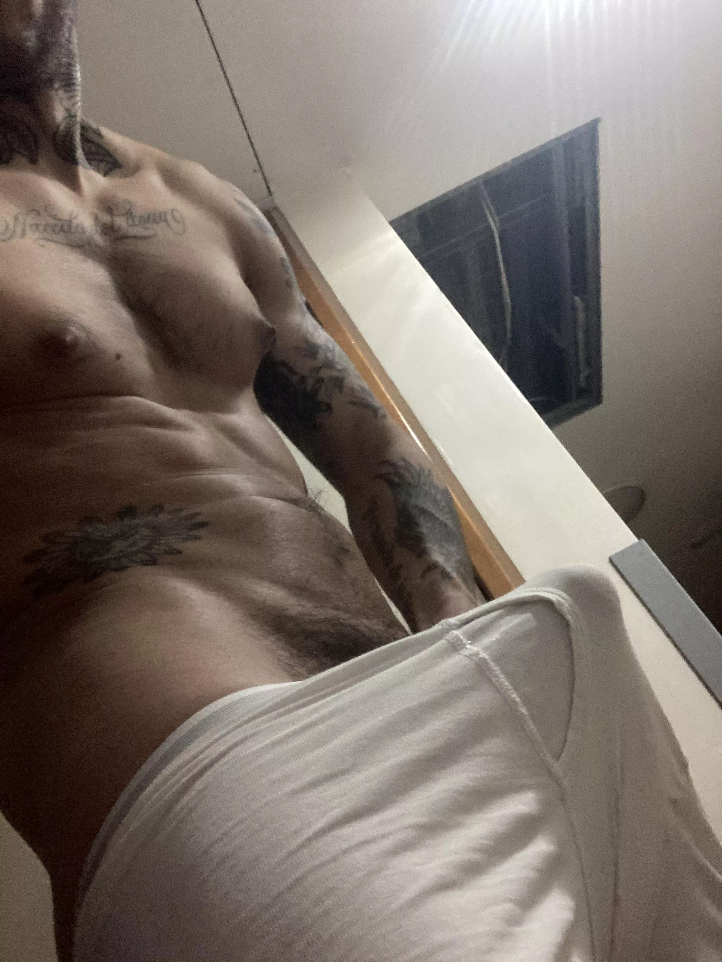 32 smooth bottoms,hung and fit hmu