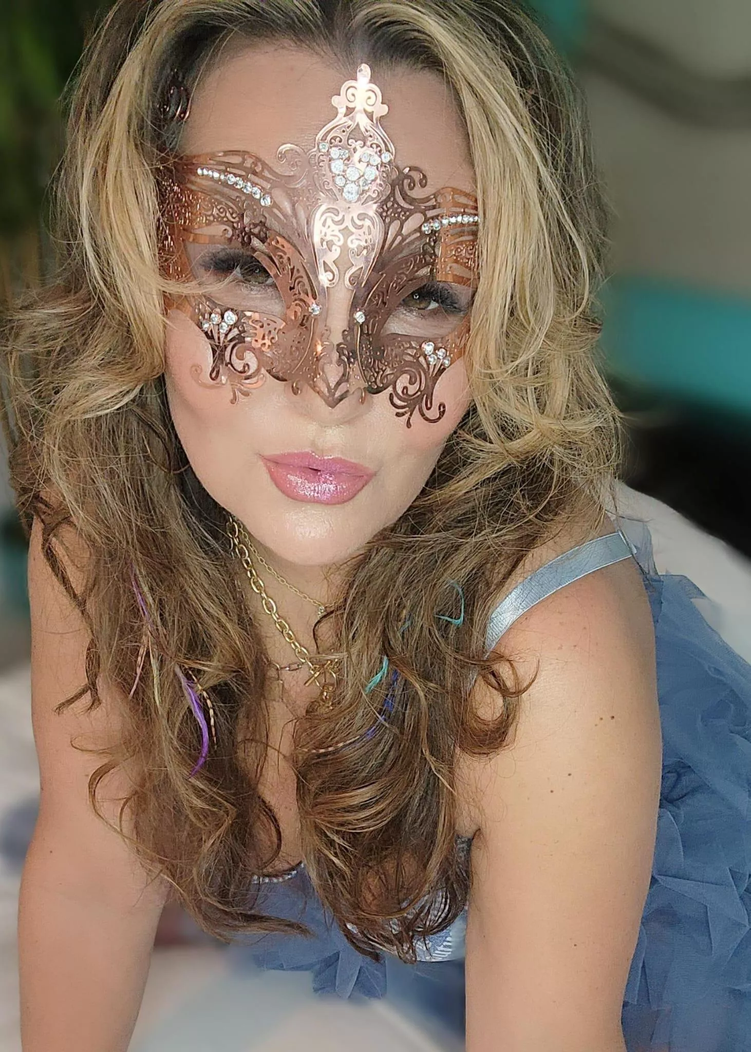 A former pastor's wife discovers that her beauty can be flaunted. (@lapastoraprivate) [onlyfans]