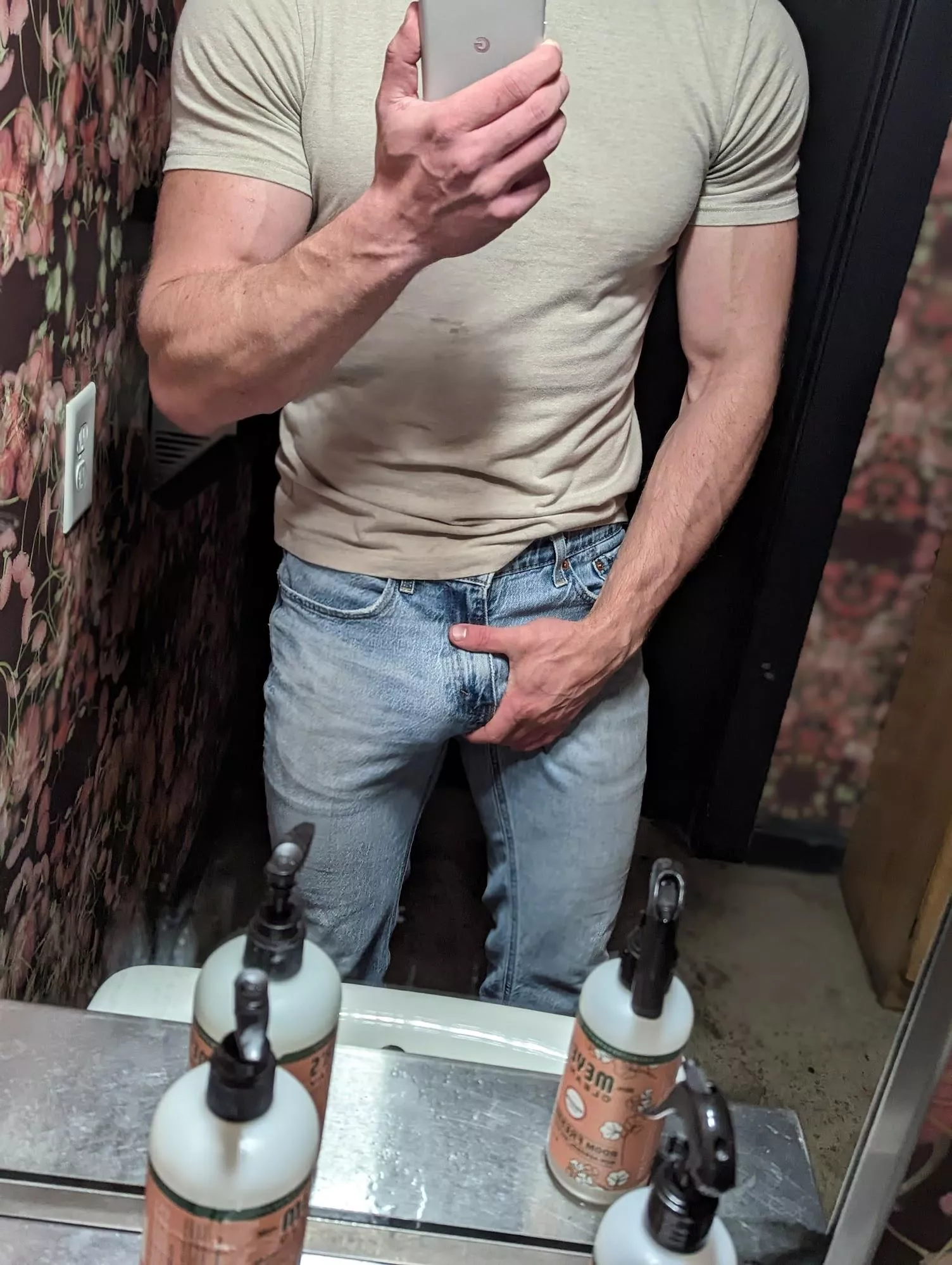 almost got walked in on in a restaurant bathroom