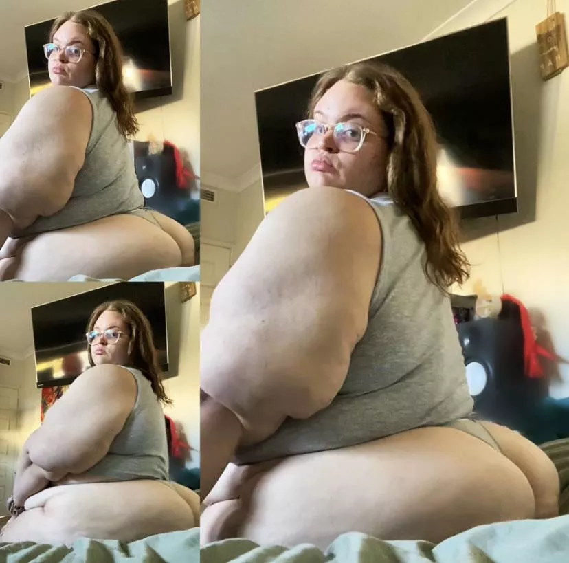 big booty baddie 🤍