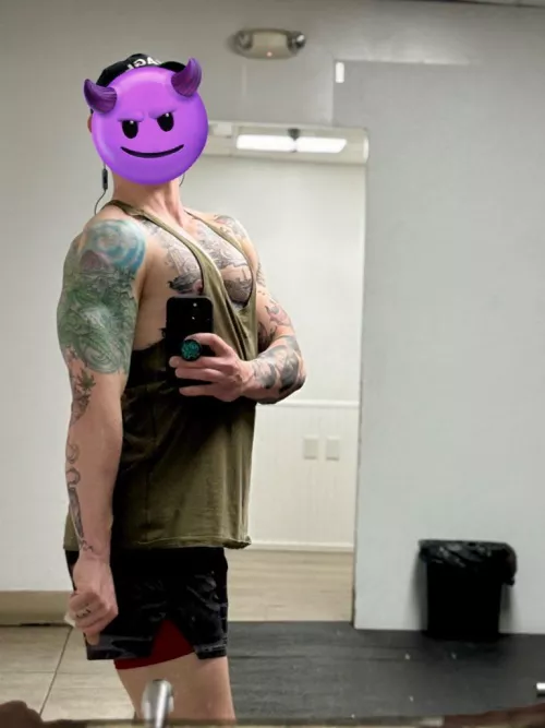 Chest pump gone wild 😝 (M)