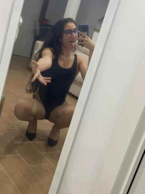 Come get a taste honey