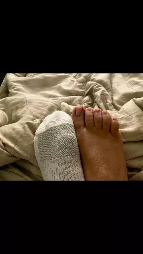 Did someone ask for Desi Teen Feet?