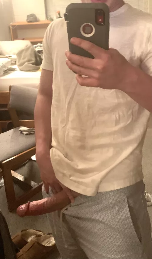 Door is shut, dms are open.